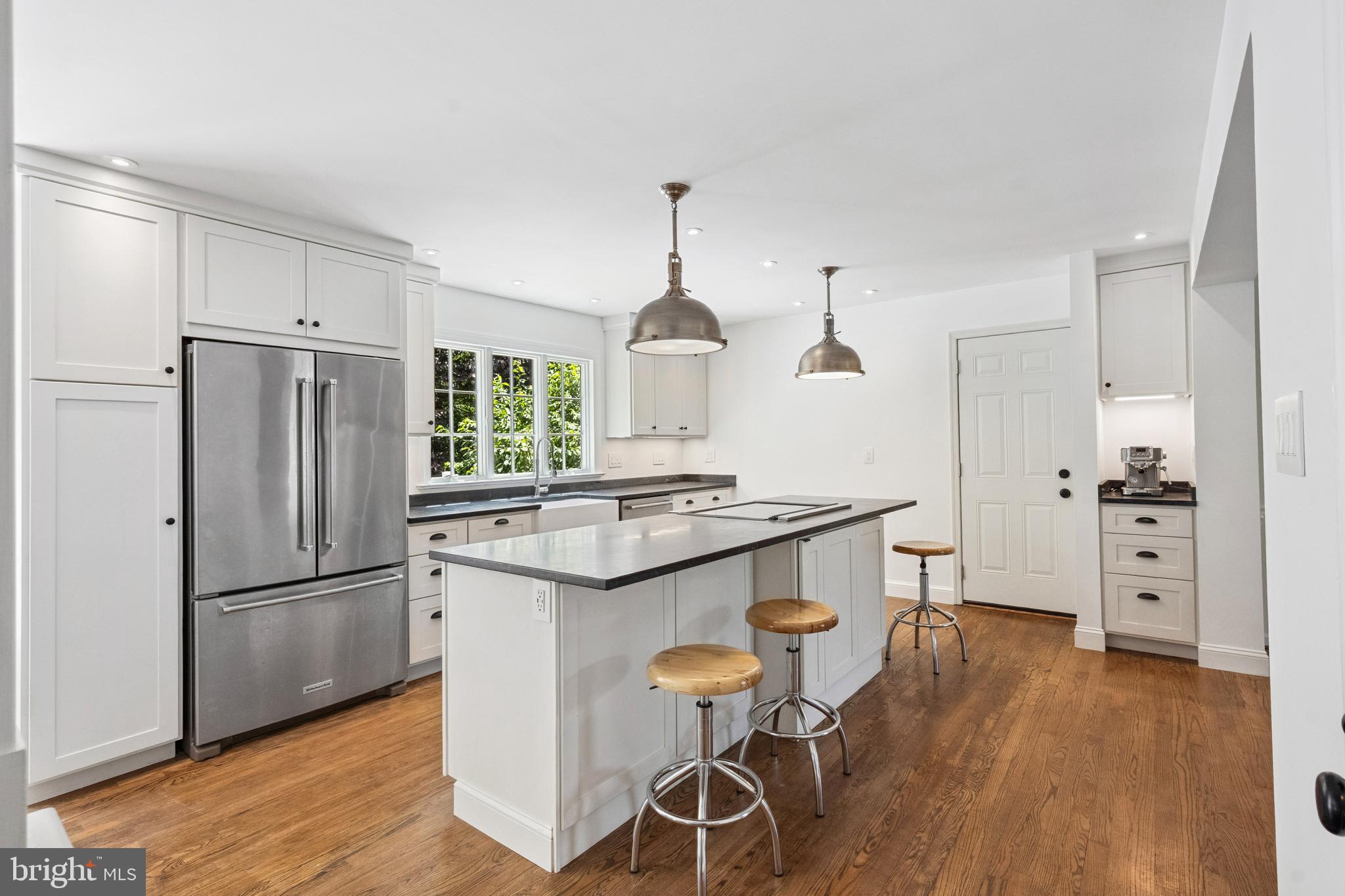 3523 MAJESTIC PINE LANE