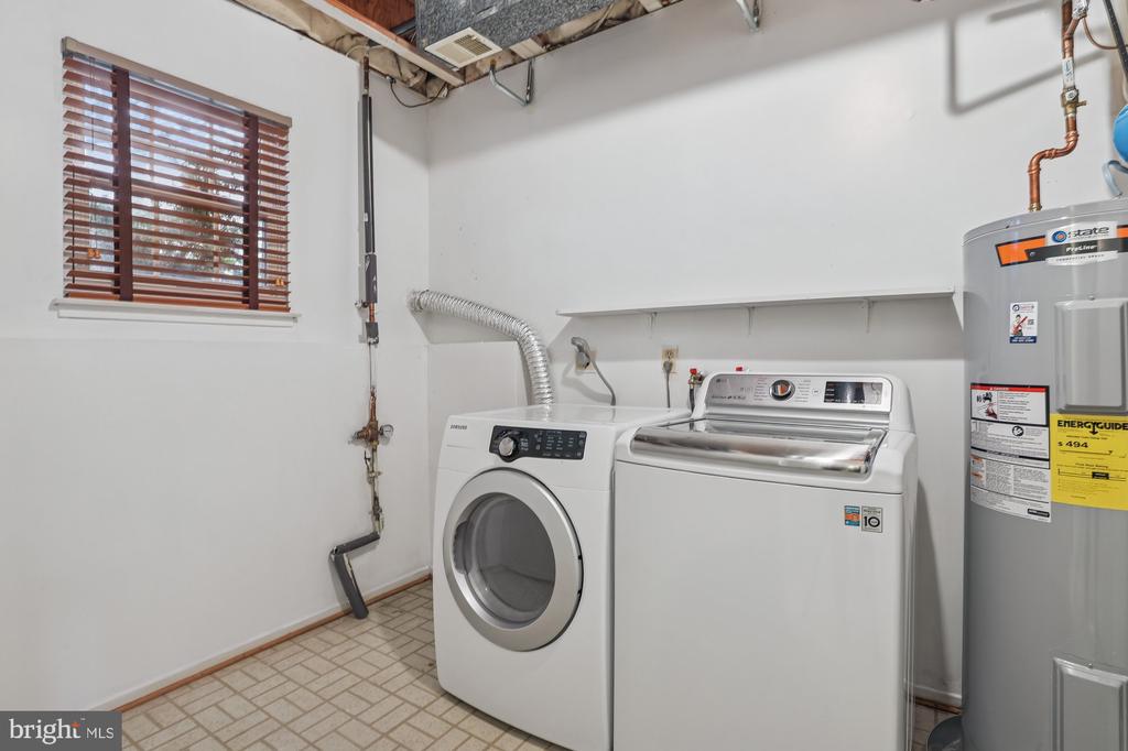 2396 BRANLEIGH PARK COURT