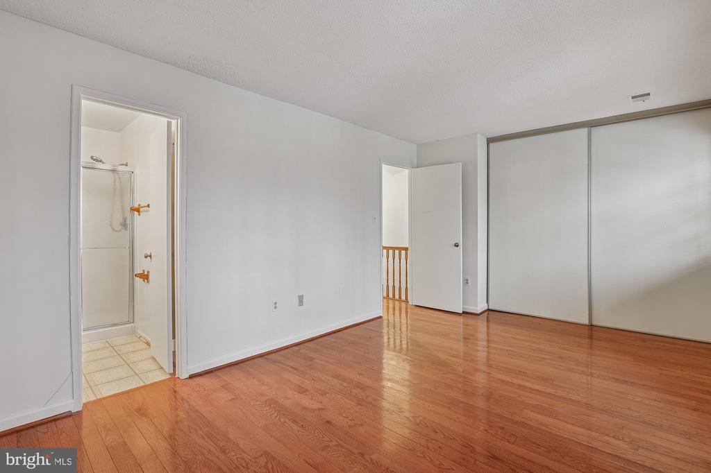 2396 BRANLEIGH PARK COURT