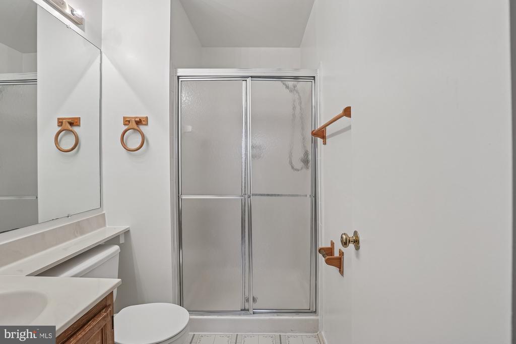 2396 BRANLEIGH PARK COURT