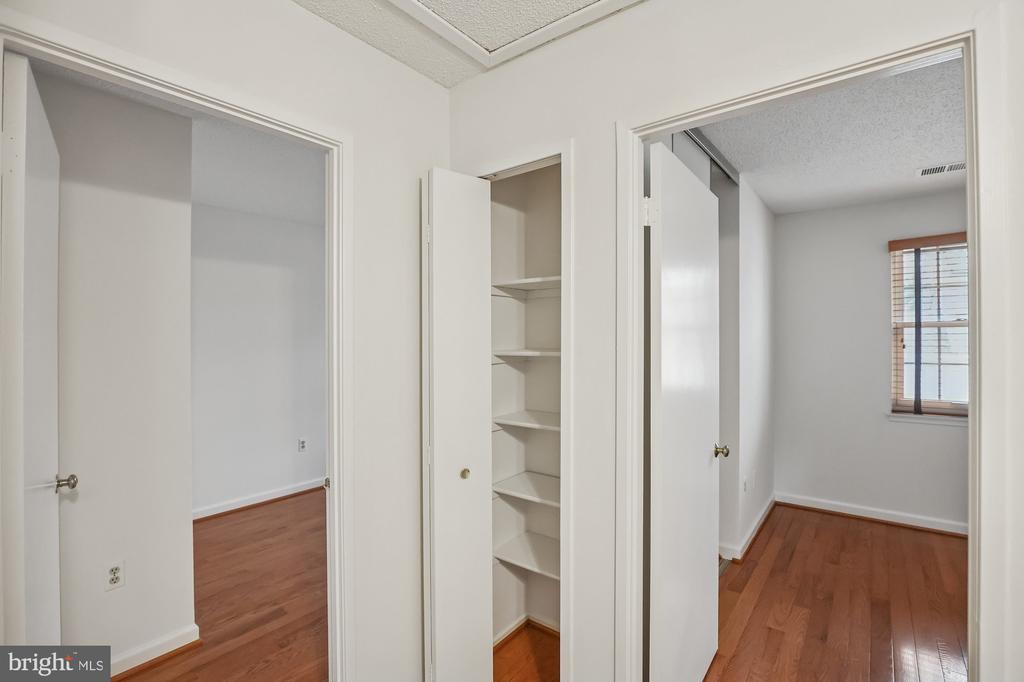2396 BRANLEIGH PARK COURT