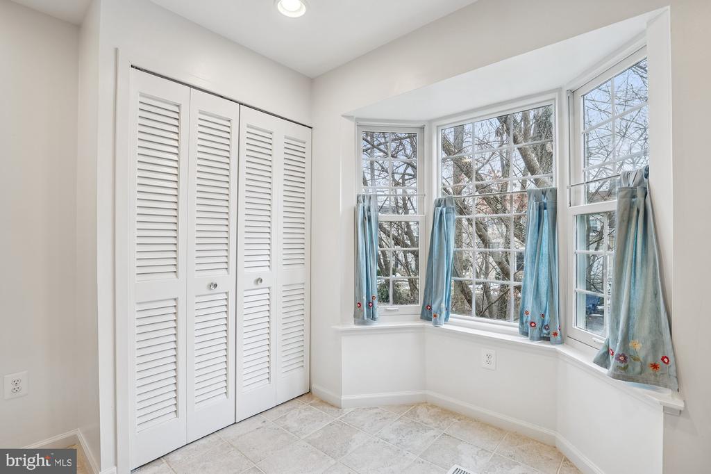2396 BRANLEIGH PARK COURT