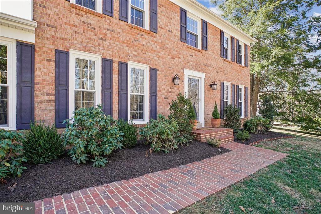 3268 FOX MILL ROAD