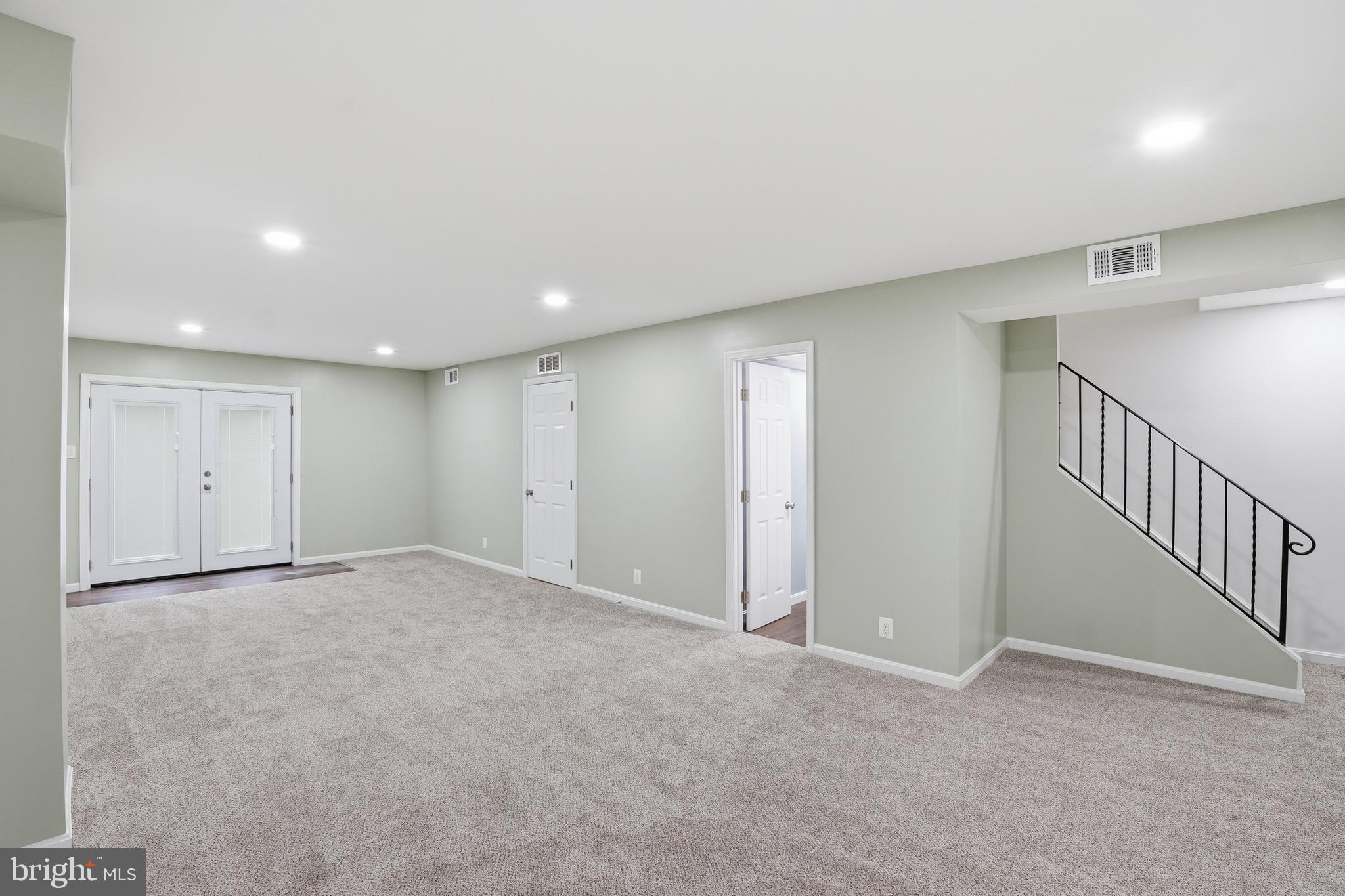 14874 LAMBETH SQUARE