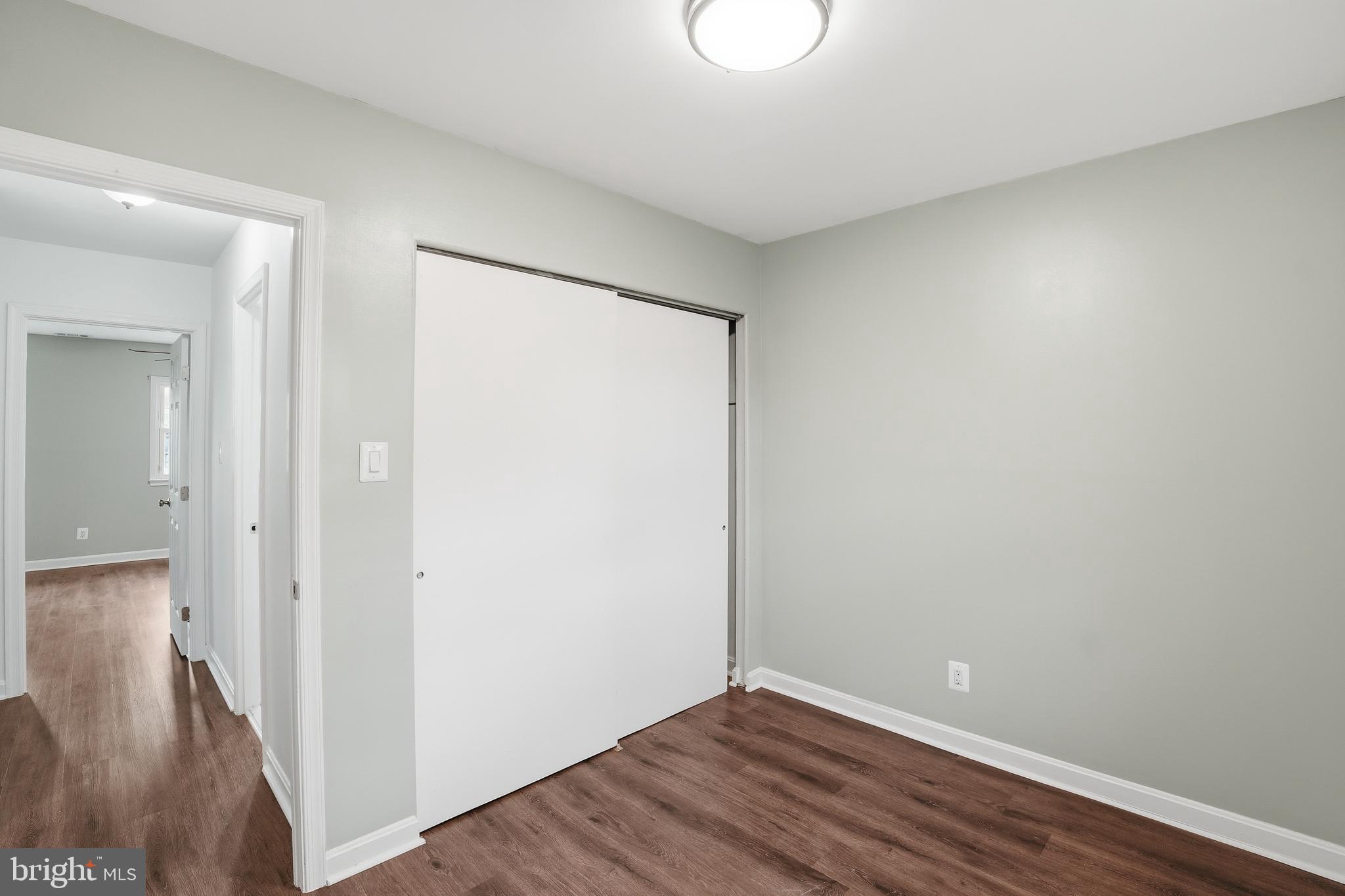 14874 LAMBETH SQUARE