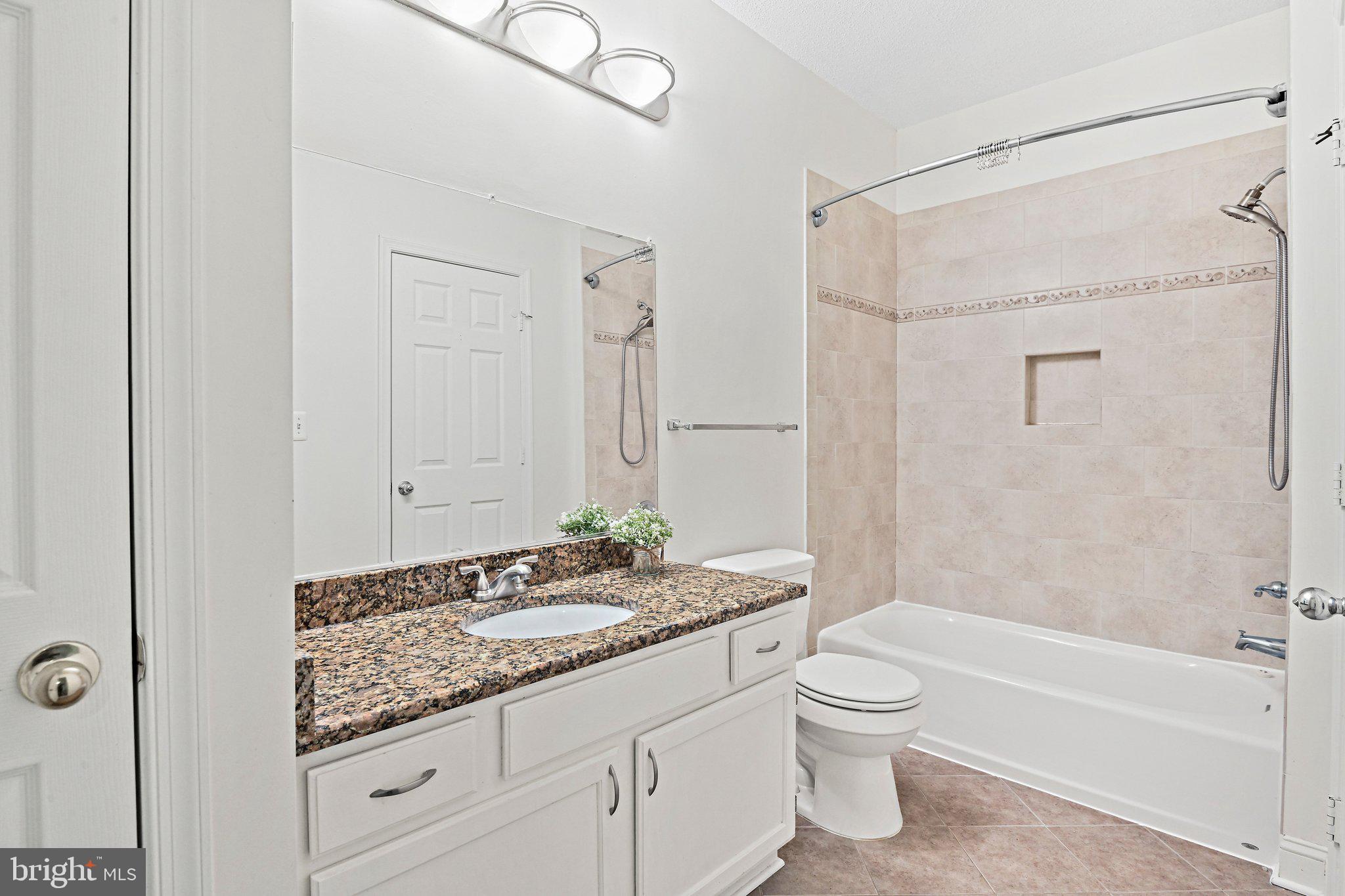 1705 LAKE SHORE CREST DRIVE 23