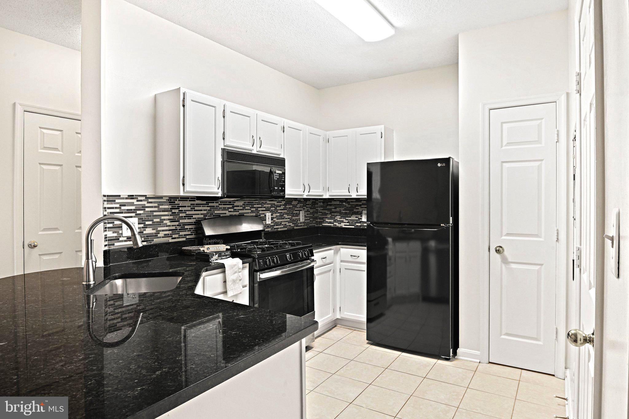 1705 LAKE SHORE CREST DRIVE 23