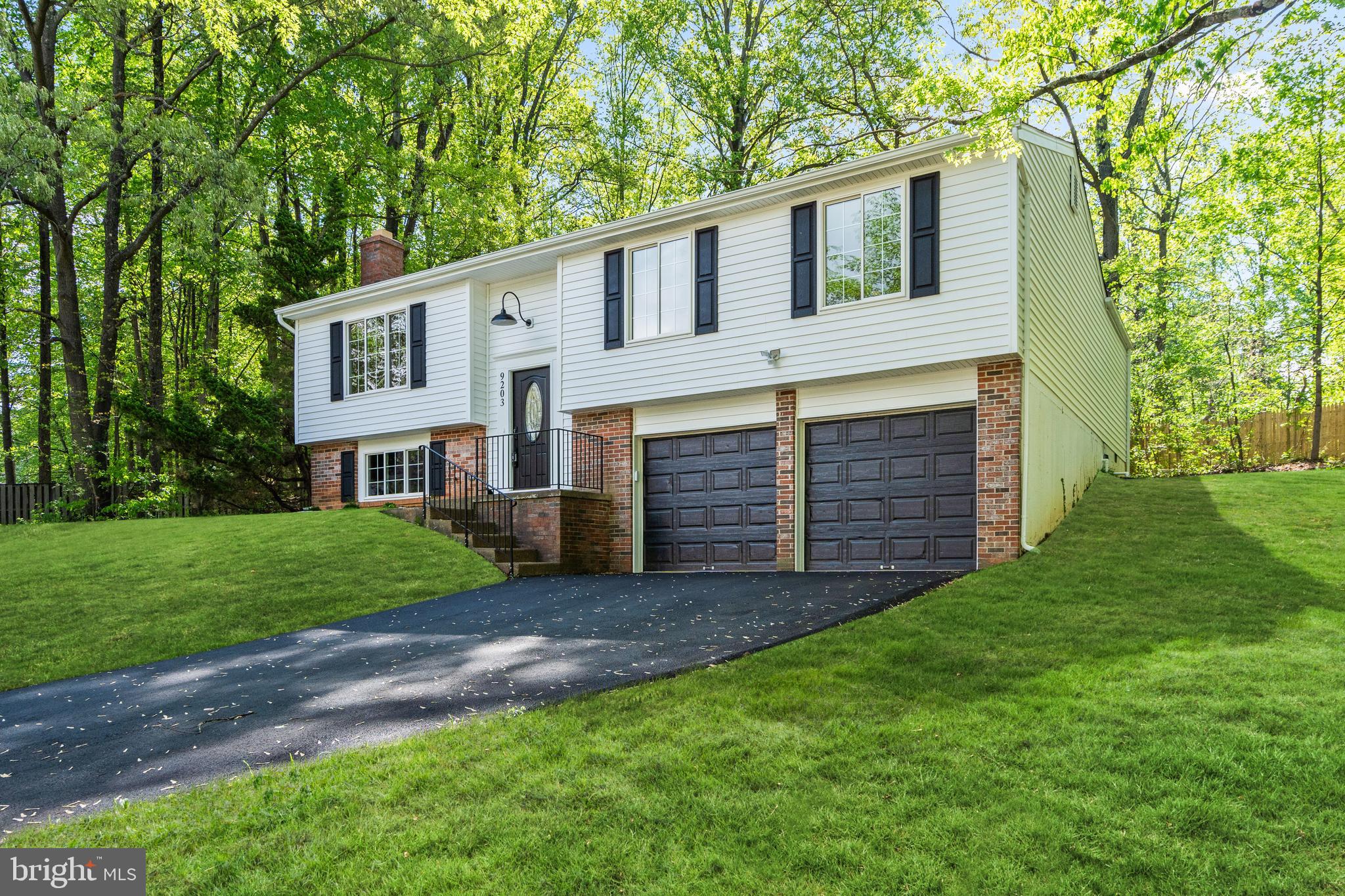 9203 FOX LAIR DRIVE