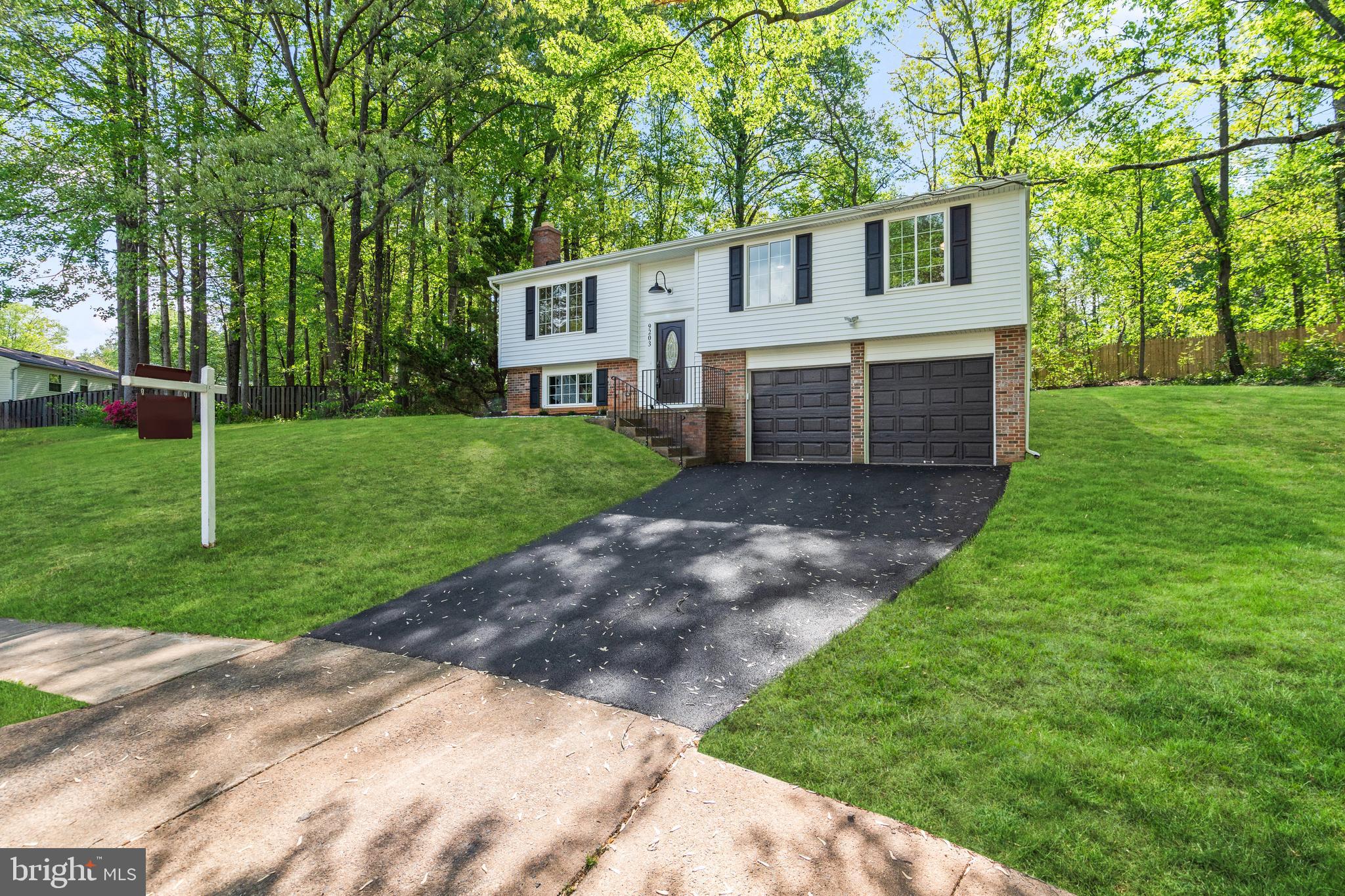 9203 FOX LAIR DRIVE