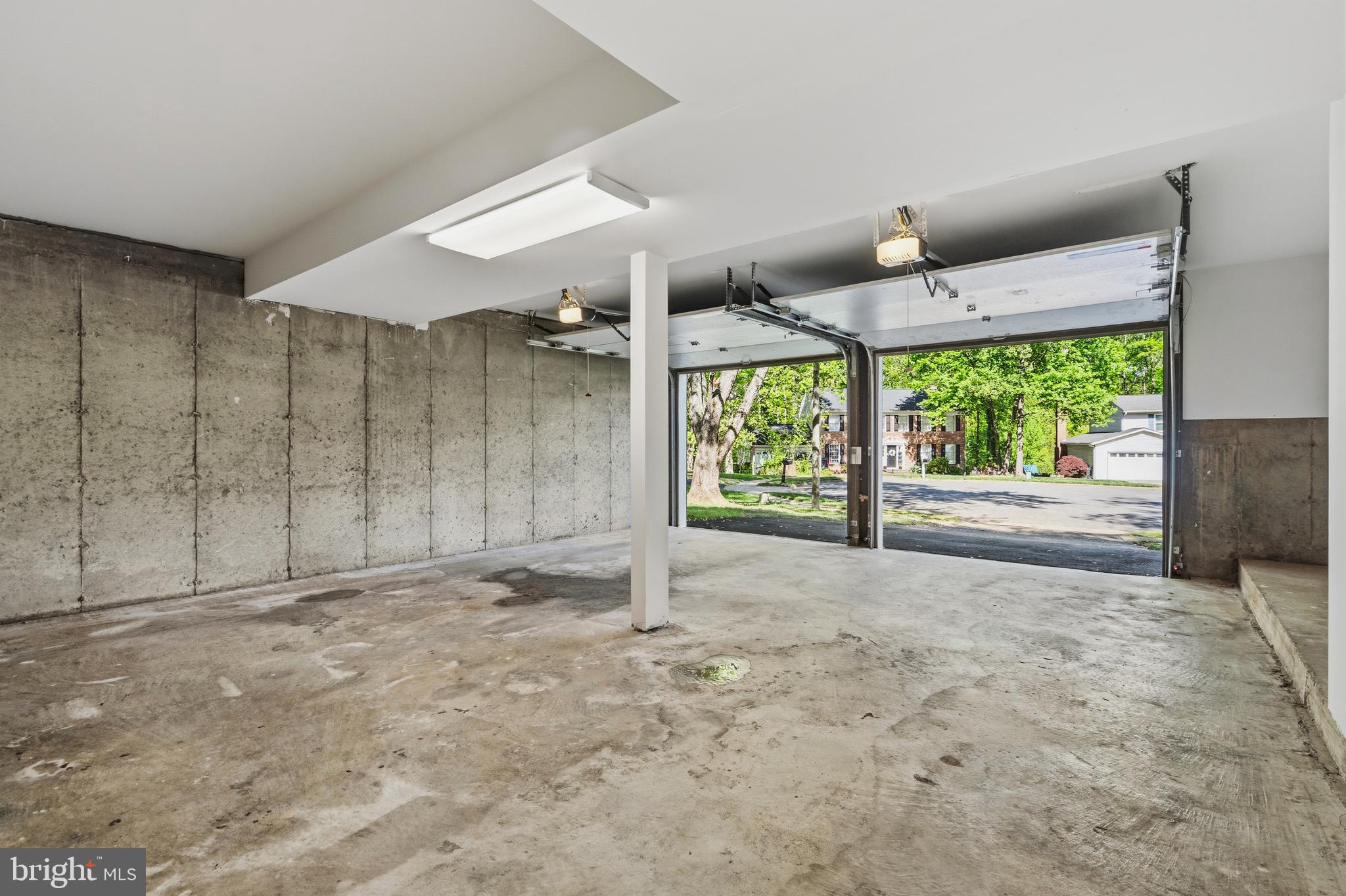 9203 FOX LAIR DRIVE