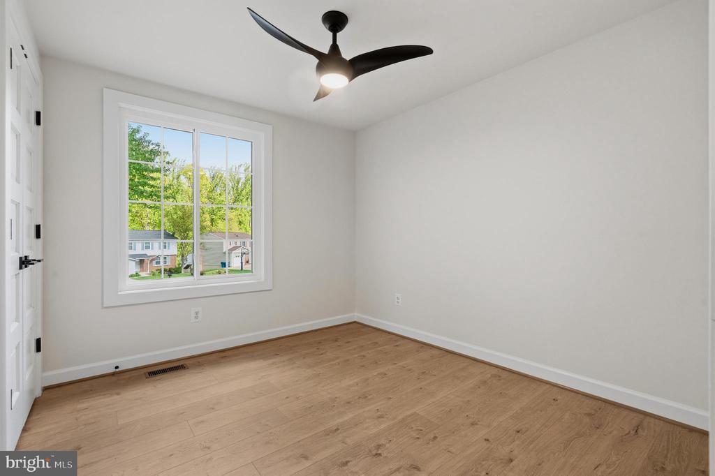 9203 FOX LAIR DRIVE
