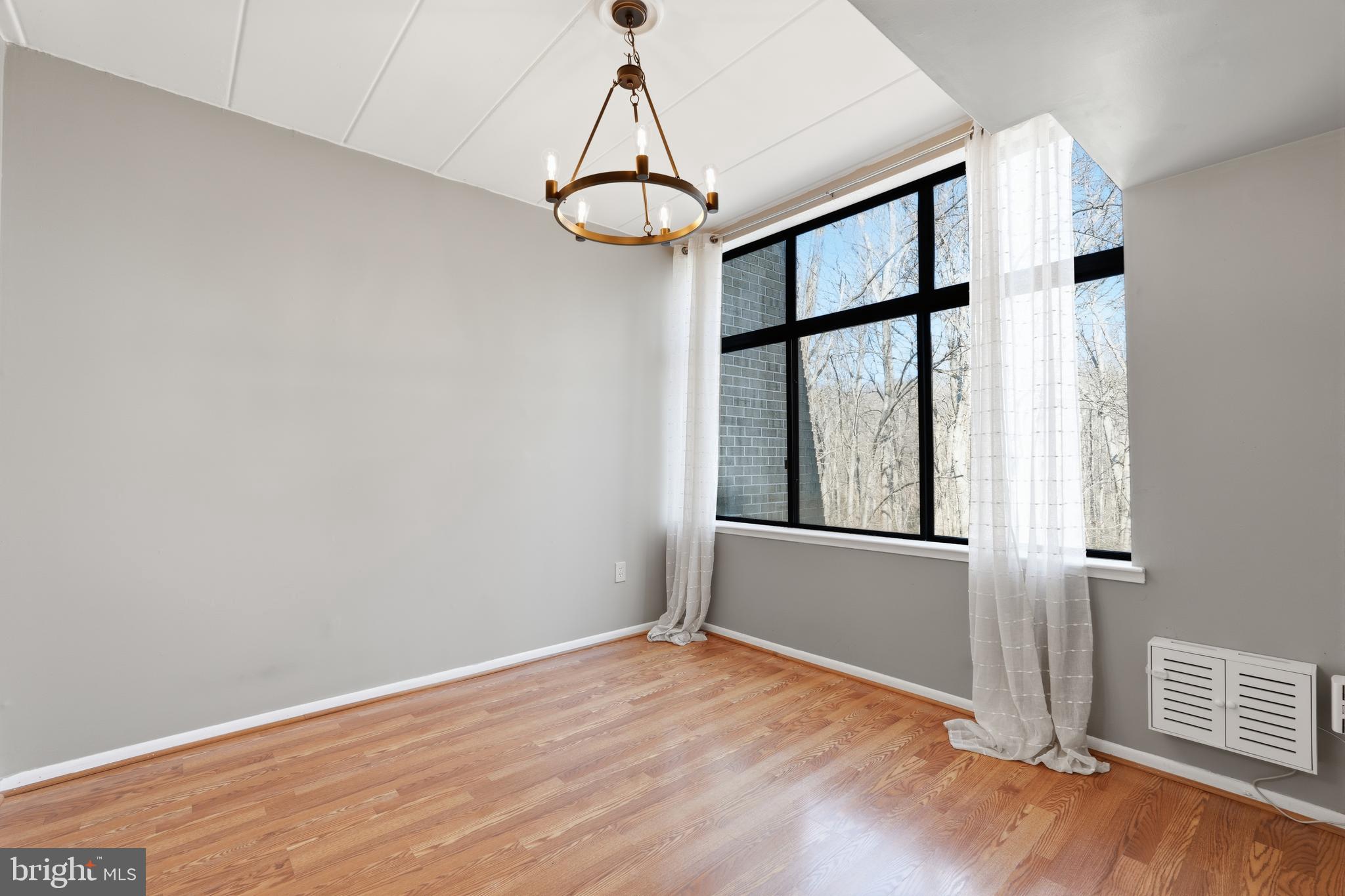 11566 ROLLING GREEN COURT 12/200A