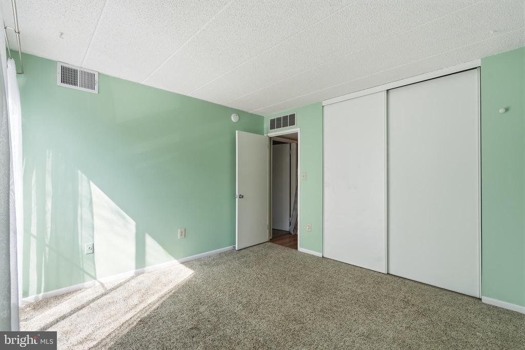 11566 ROLLING GREEN COURT 12/200A