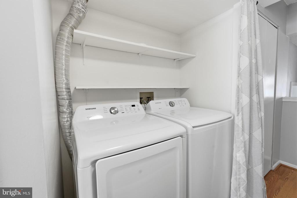11566 ROLLING GREEN COURT 12/200A
