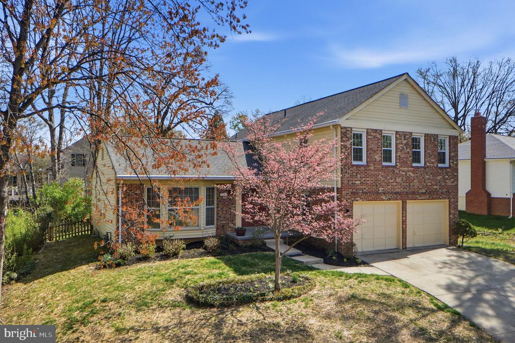 7783 TANGIER DRIVE