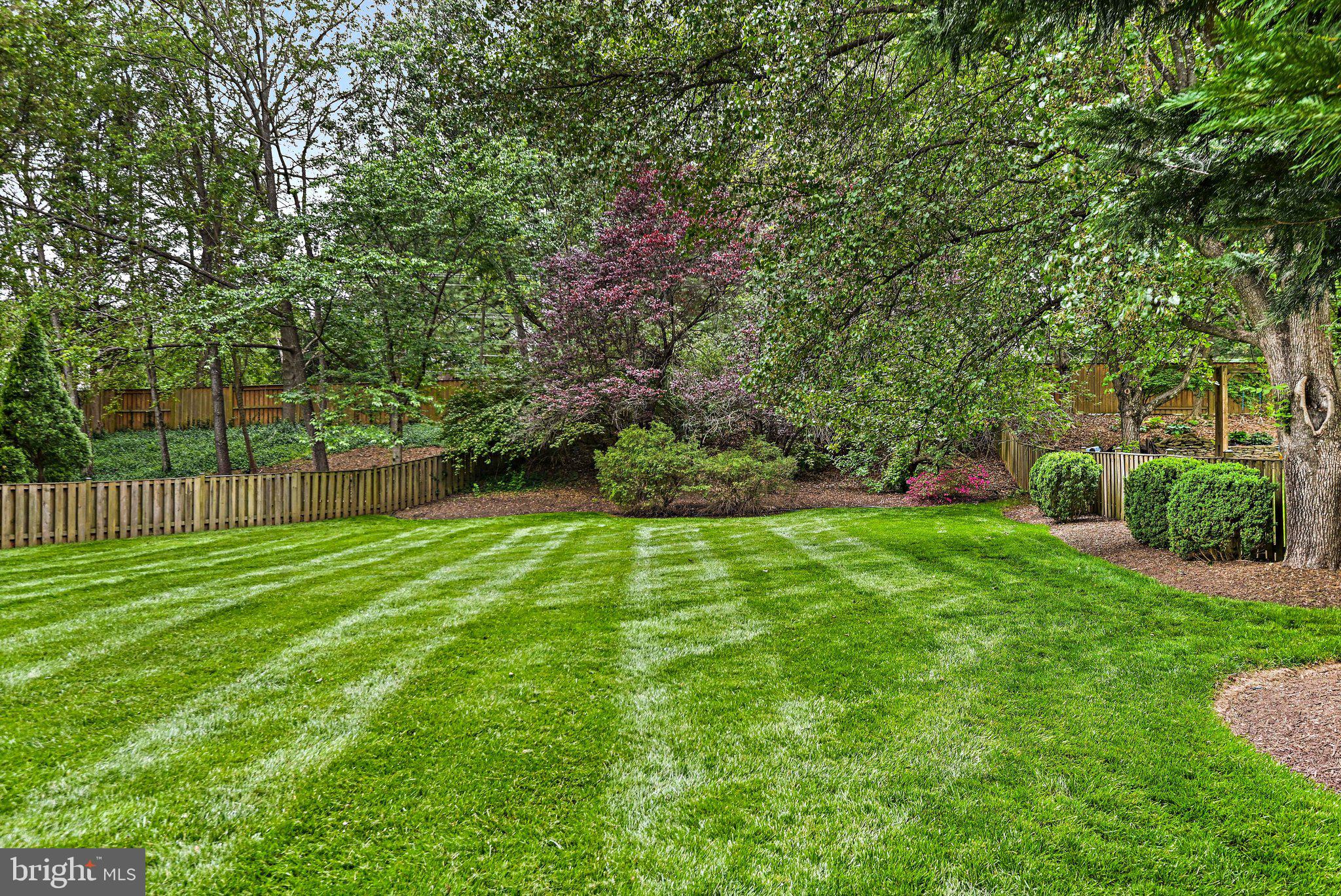1706 BROADFIELD LANE