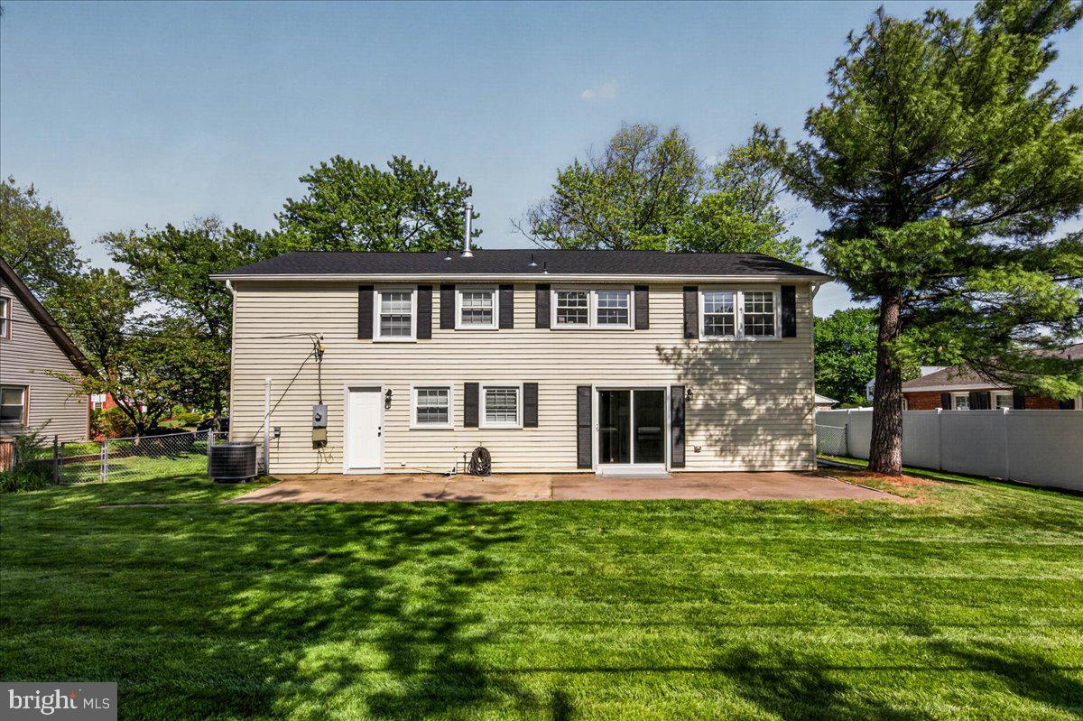 4112 MAJESTIC LANE