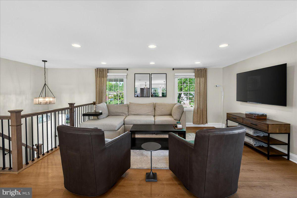 4112 MAJESTIC LANE