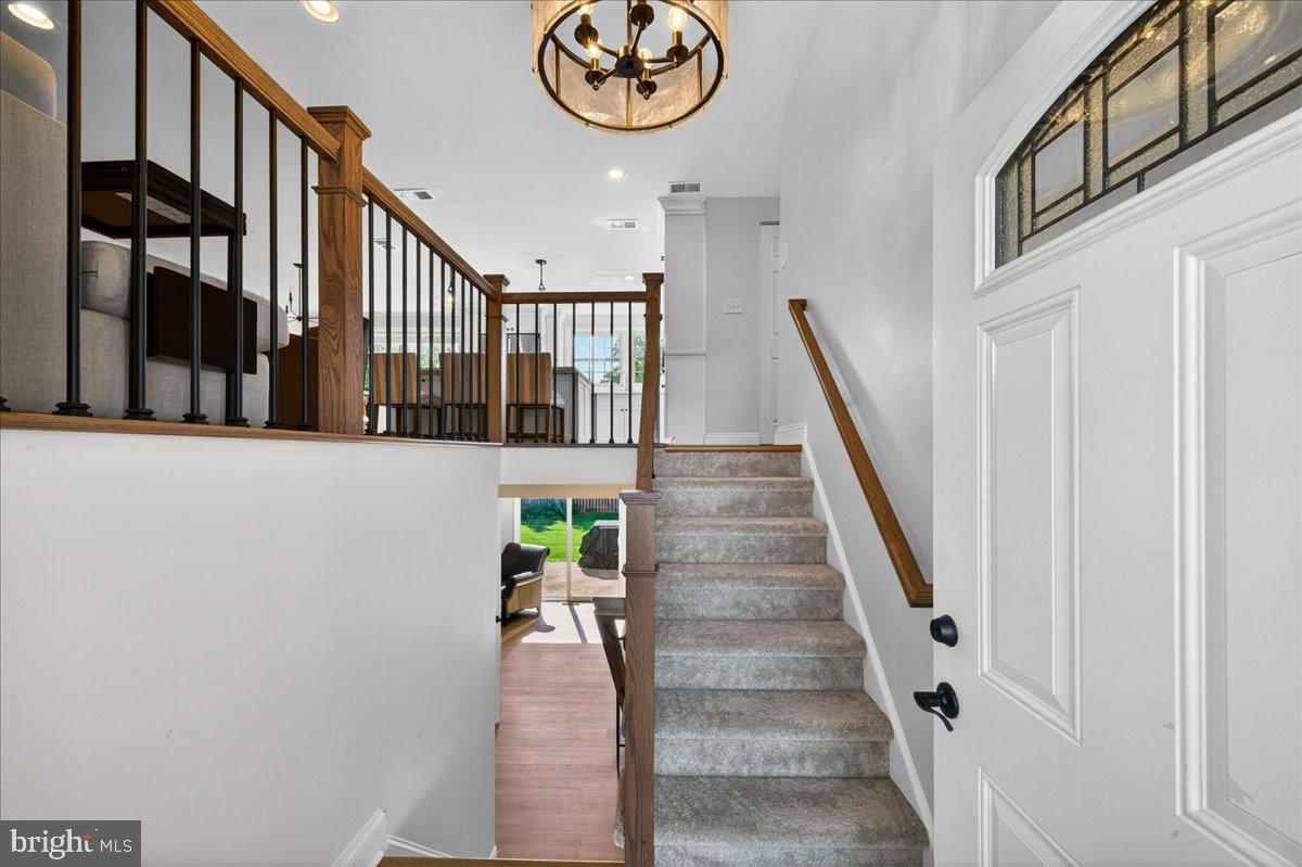 4112 MAJESTIC LANE