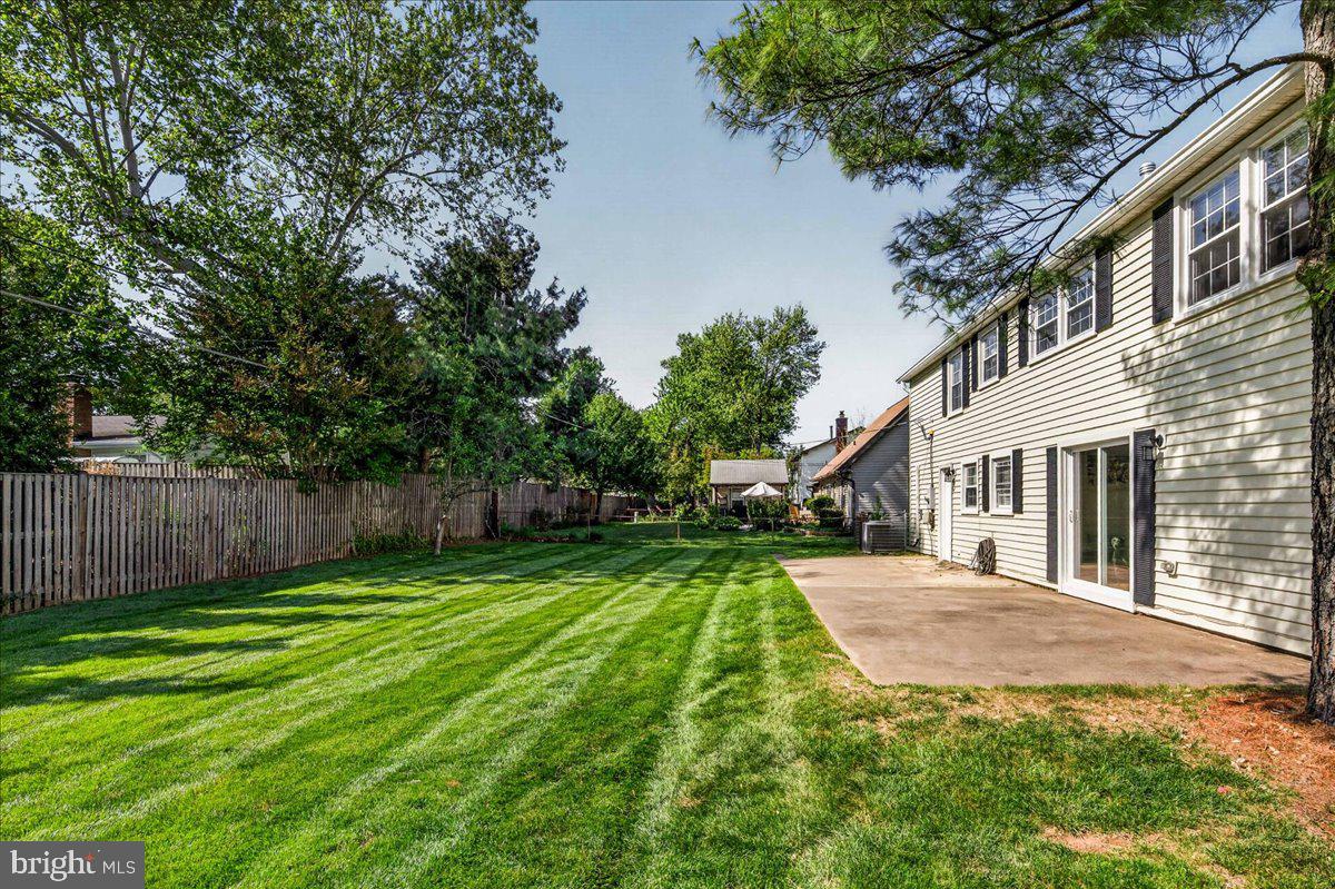 4112 MAJESTIC LANE