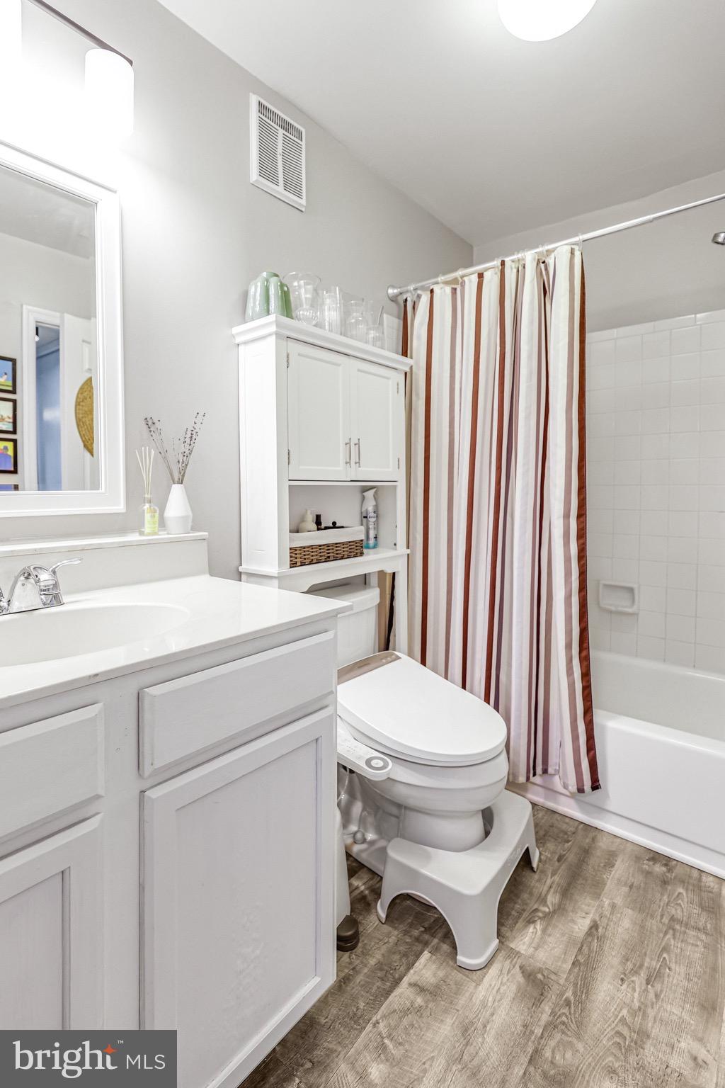 4505 SAHALEE COURT D