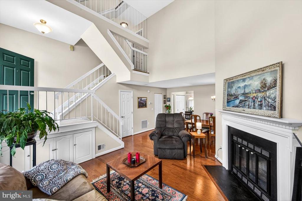 3341 OAKSHADE COURT