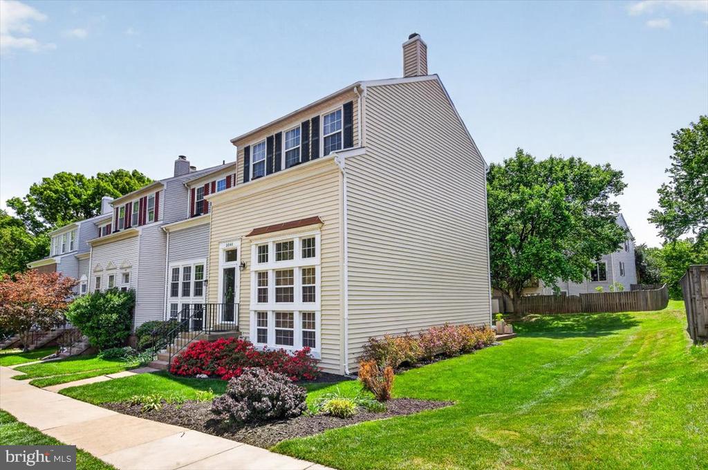 3341 OAKSHADE COURT