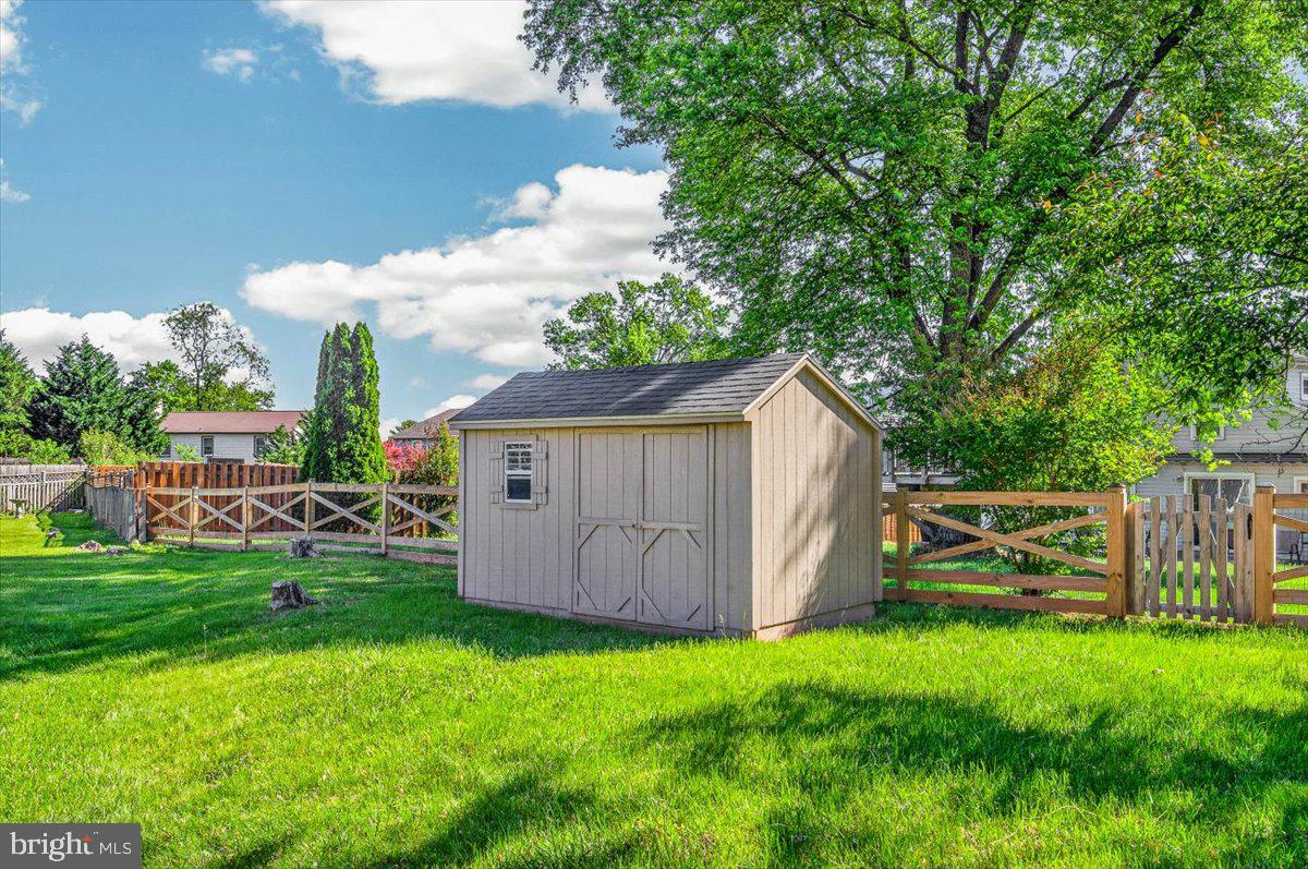 3894 PLUM RUN COURT
