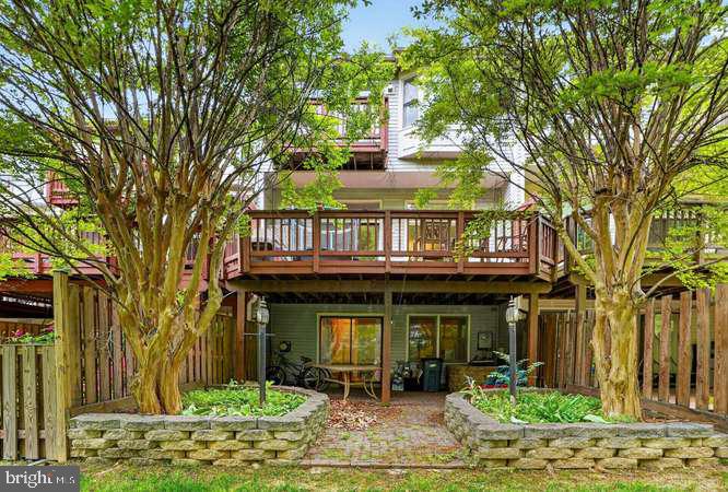 9063 GOLDEN SUNSET LANE