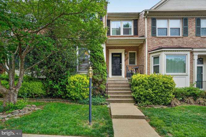 9063 GOLDEN SUNSET LANE