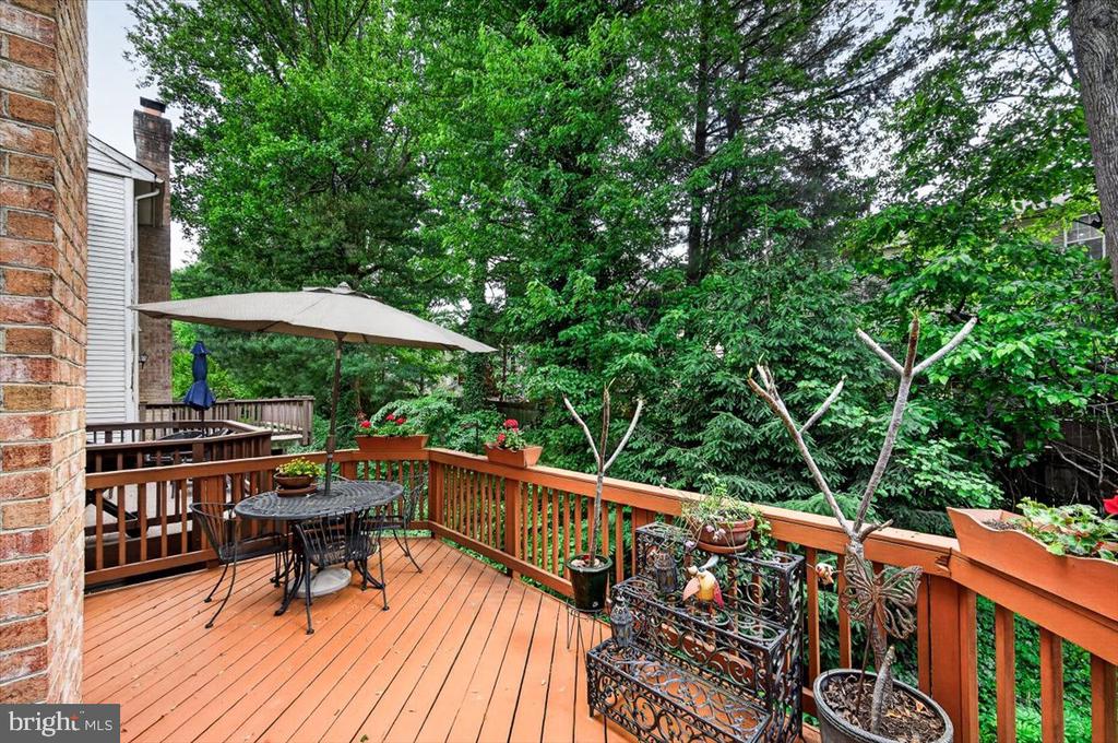 4239 SLEEPY LAKE DRIVE