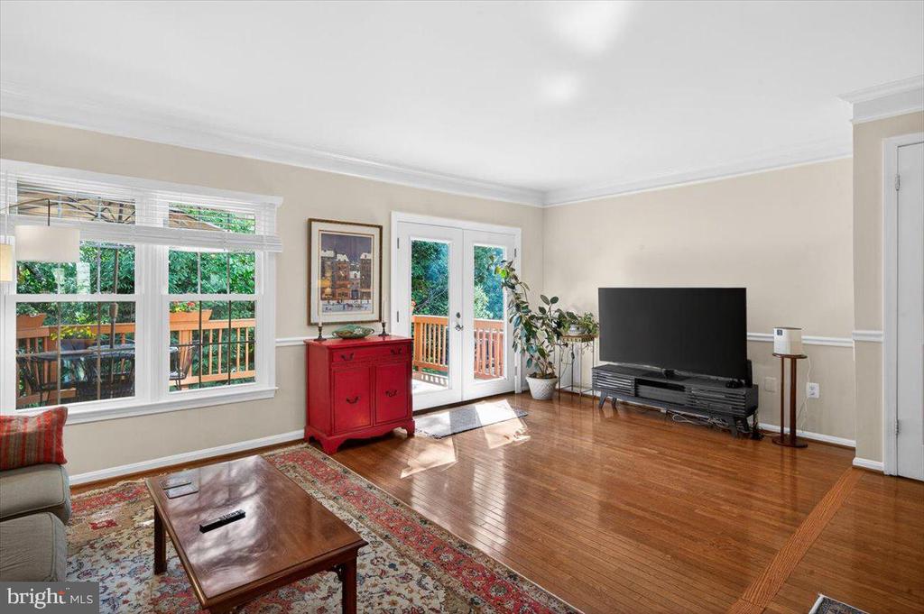 4239 SLEEPY LAKE DRIVE