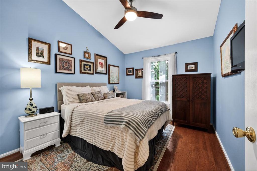 4239 SLEEPY LAKE DRIVE
