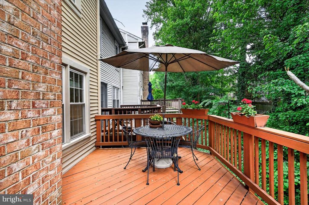 4239 SLEEPY LAKE DRIVE