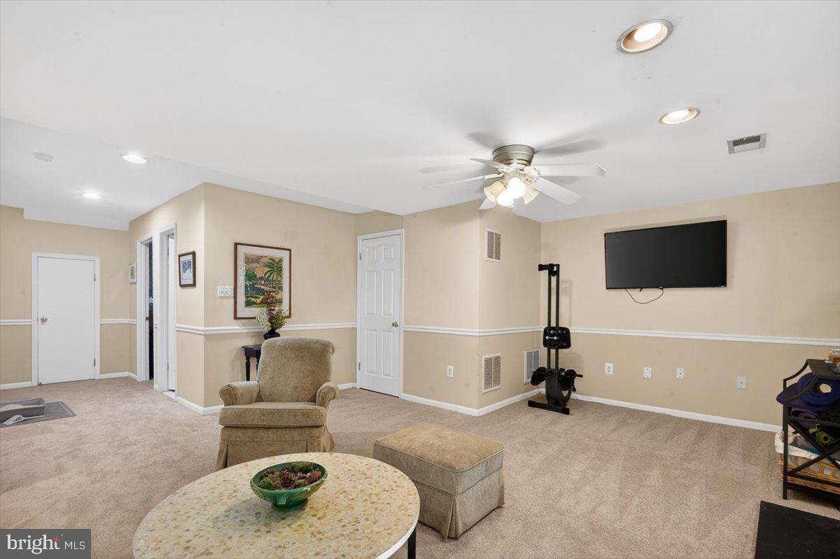 4239 SLEEPY LAKE DRIVE