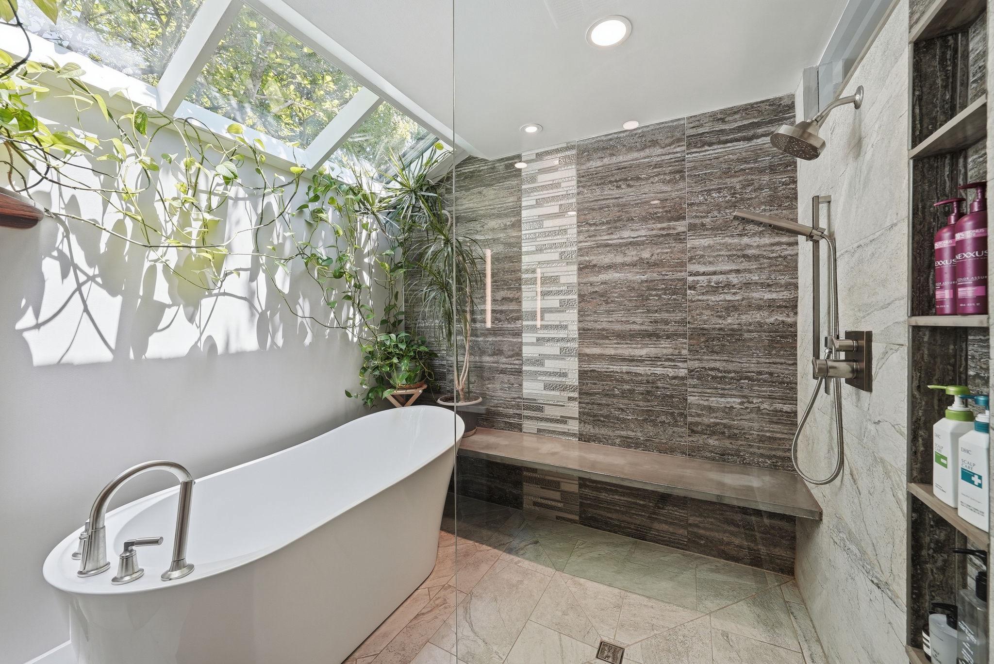 7512 RAMBLING RIDGE DRIVE