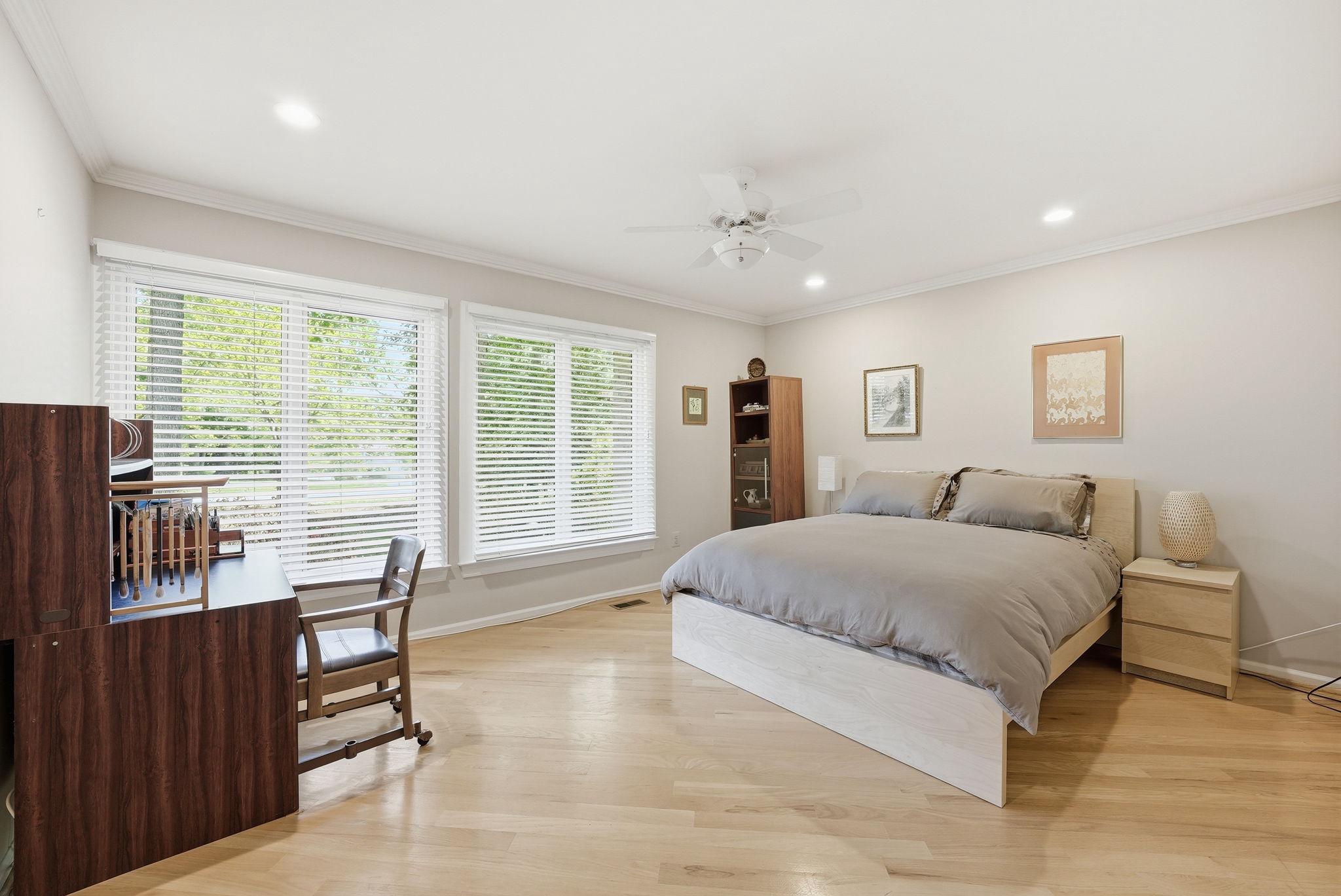 7512 RAMBLING RIDGE DRIVE