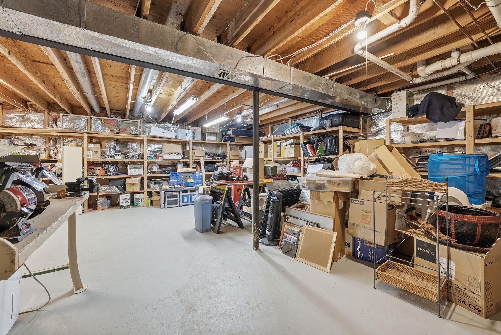 7512 RAMBLING RIDGE DRIVE