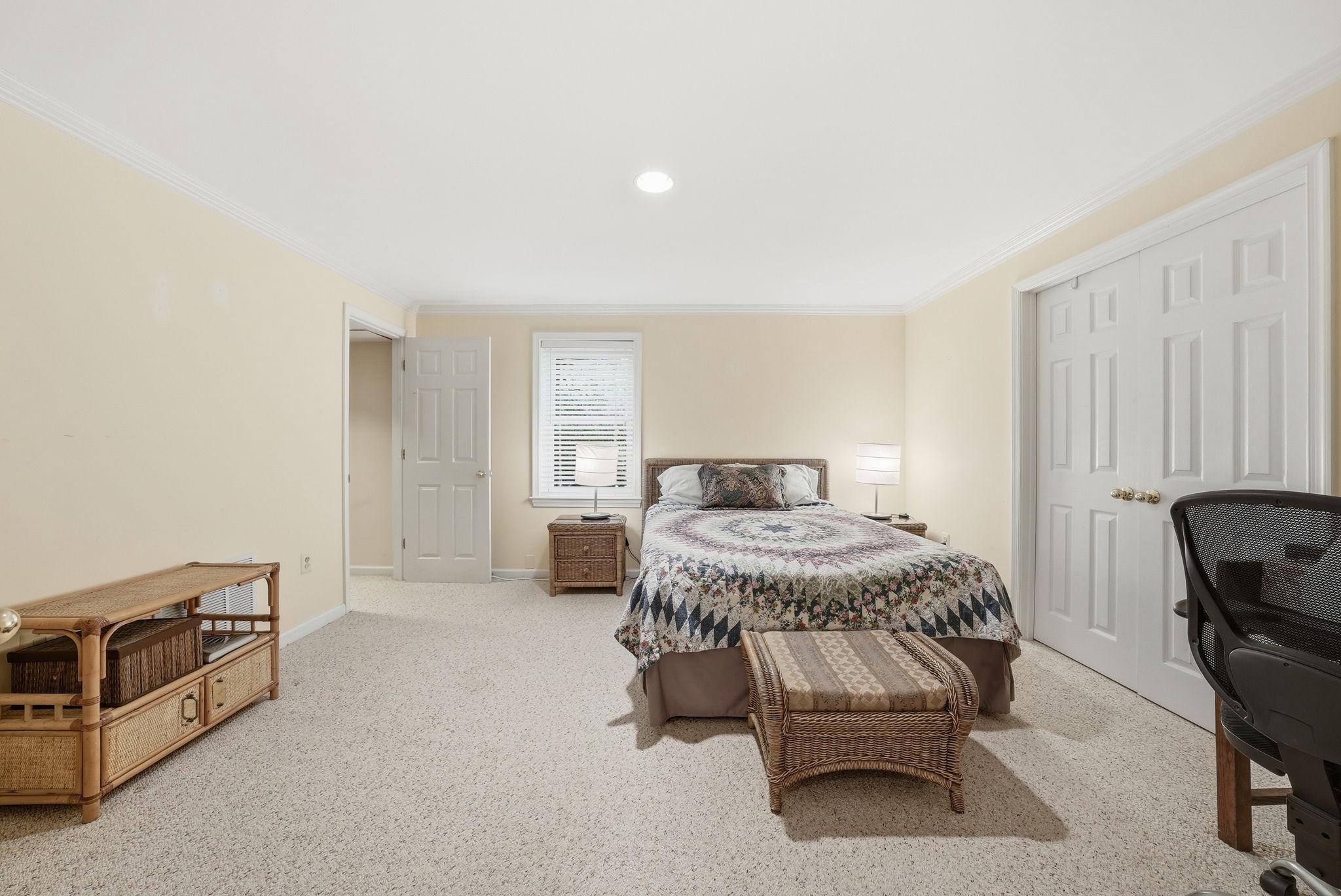 7512 RAMBLING RIDGE DRIVE