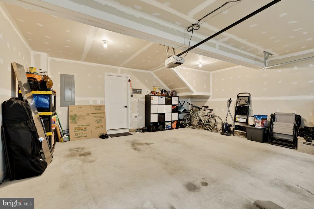 7831 FRANCIS DICKENS LANE