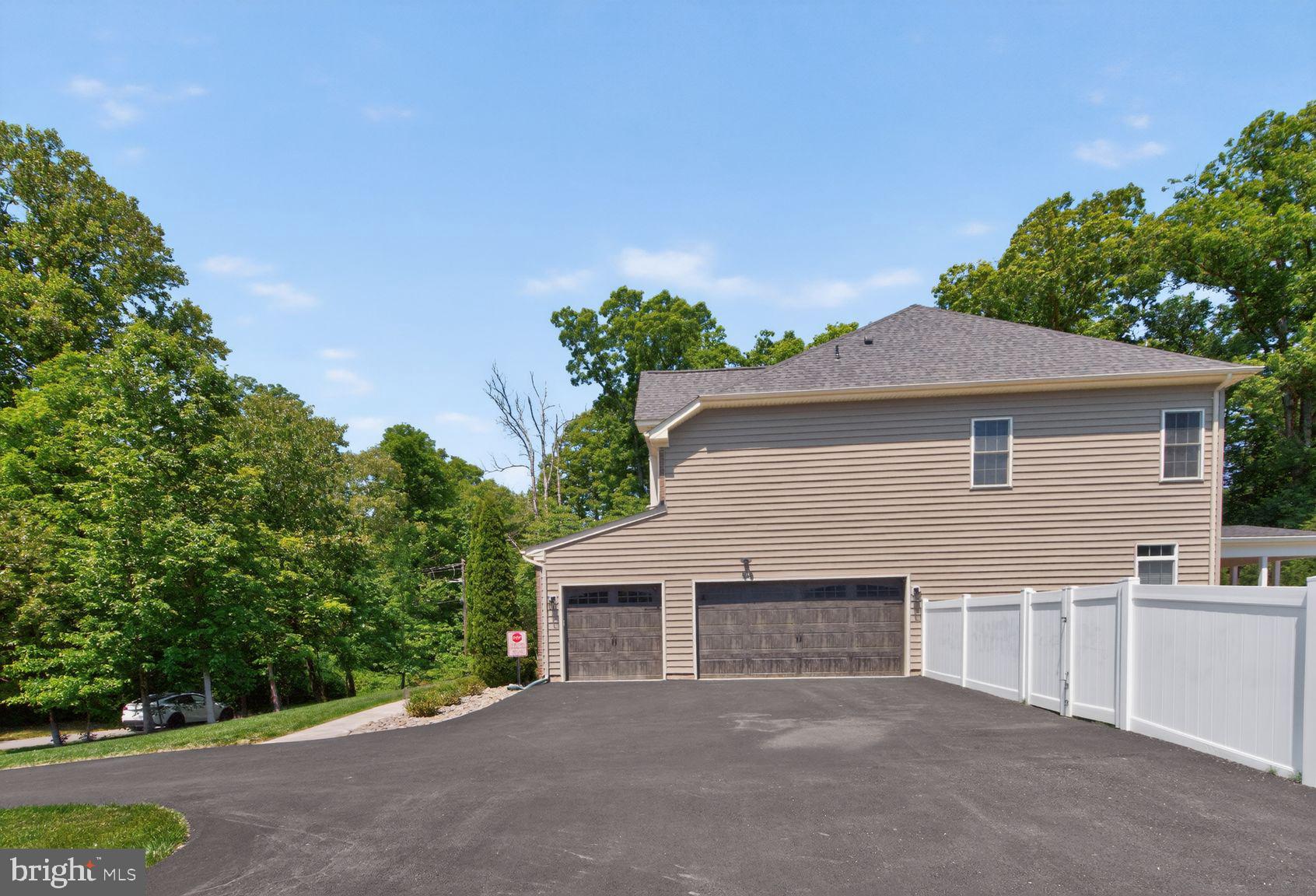9124 RIDGELY DRIVE