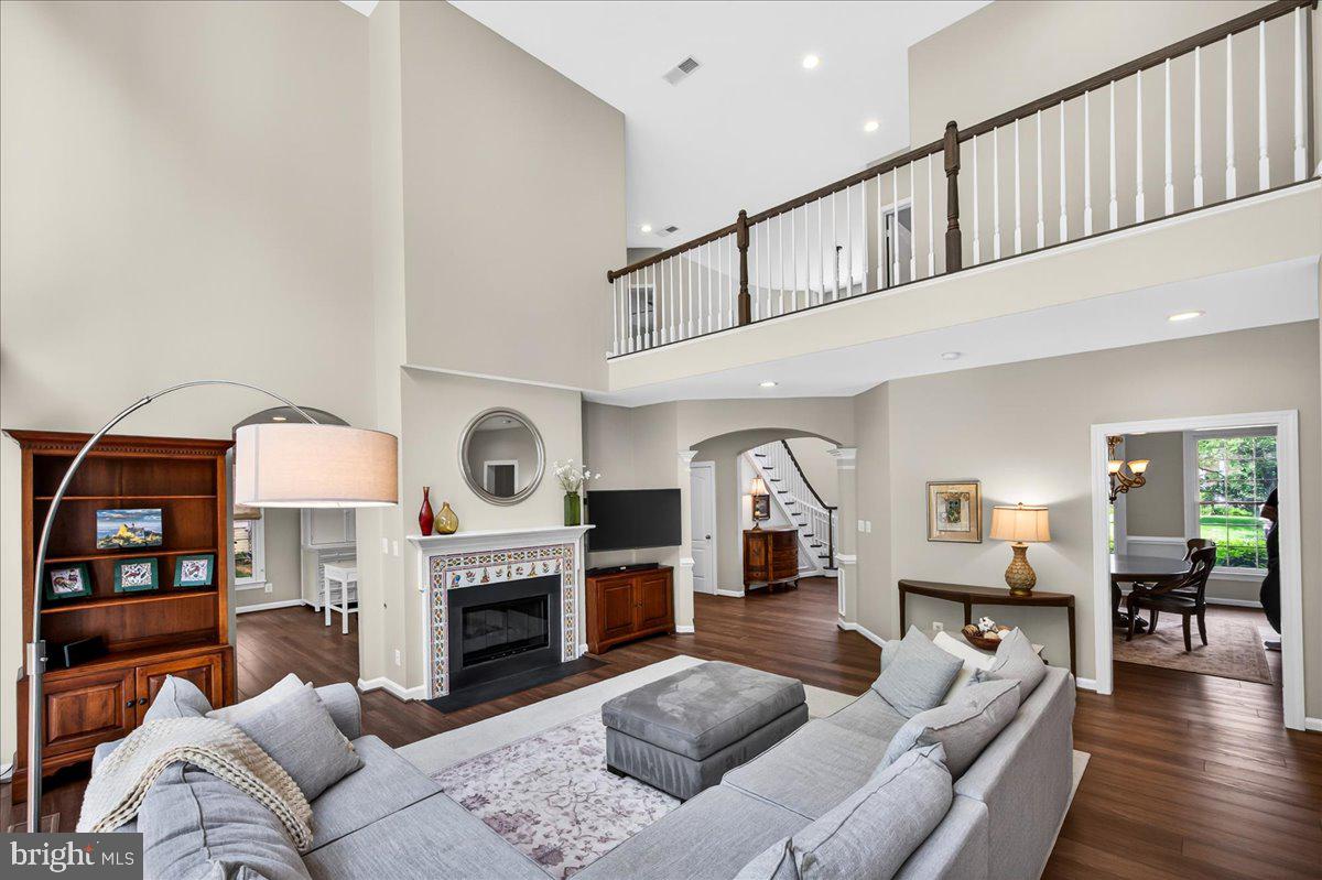 13754 ROYAL RED TERRACE
