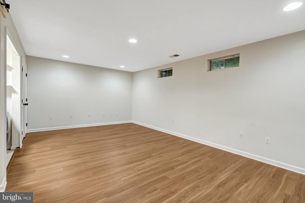 7706 SHADOWCREEK TERRACE