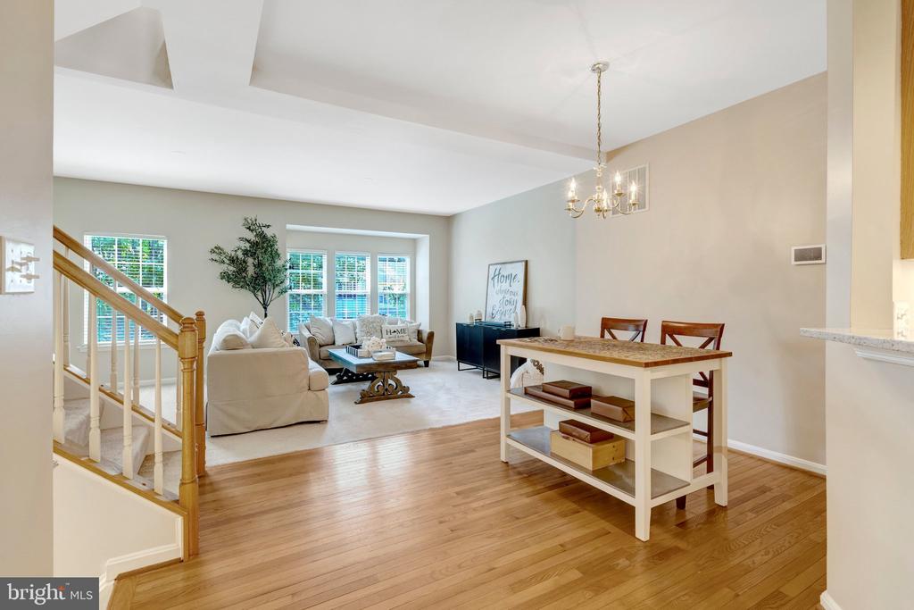 7706 SHADOWCREEK TERRACE