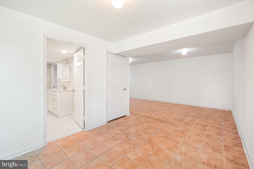 1017 JEFF RYAN DRIVE