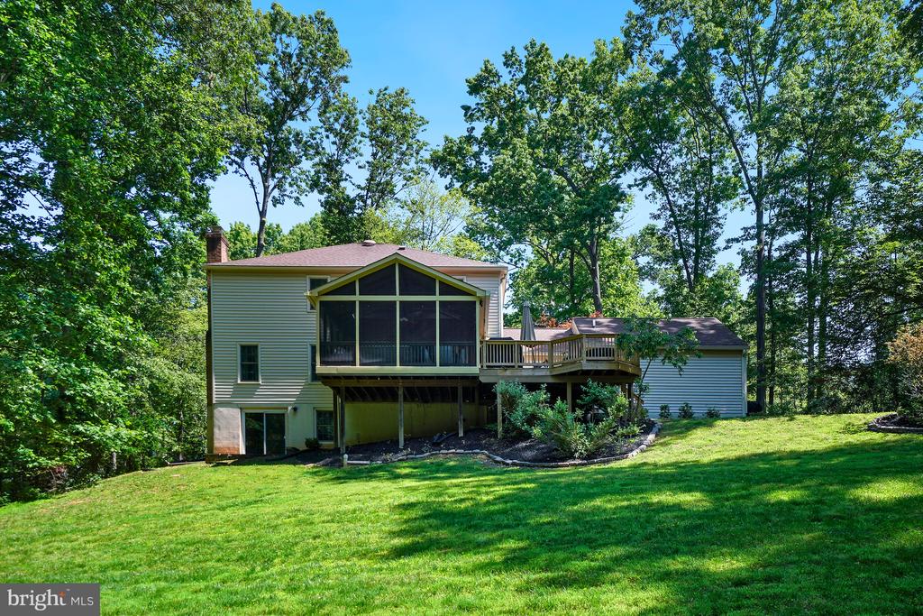 11007 RACCOON RIDGE COURT