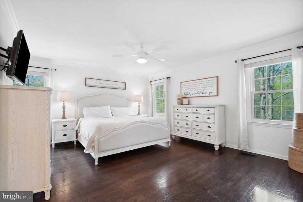 11007 RACCOON RIDGE COURT