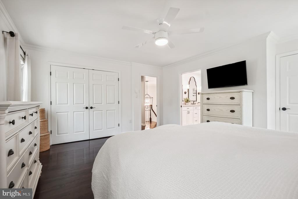 11007 RACCOON RIDGE COURT
