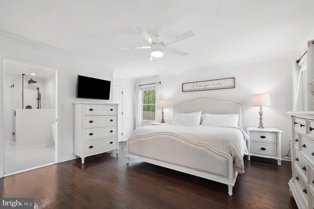 11007 RACCOON RIDGE COURT