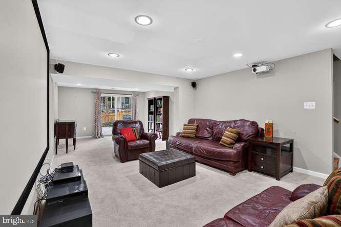 7919 BRACKSFORD COURT